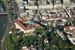 Schloss Linz mit Hauptplatz